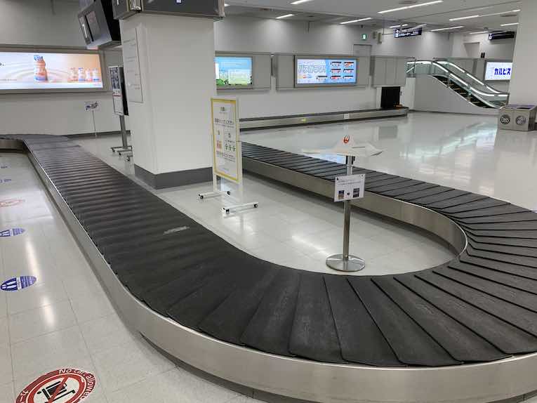 空港の荷物