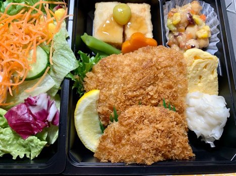 ホテル隔離　食事